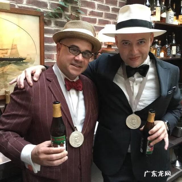 花式调酒4套基本动作 先生的花式调酒