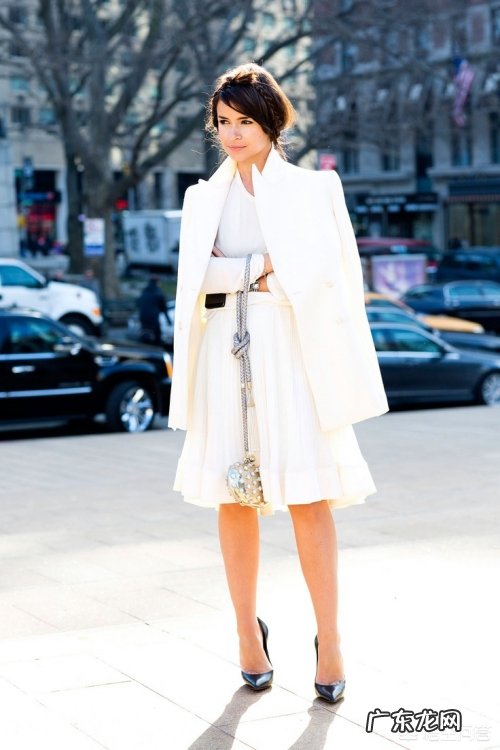 小个子女生,冬季有哪些显瘦显高的搭配或者时尚单品推荐呢?