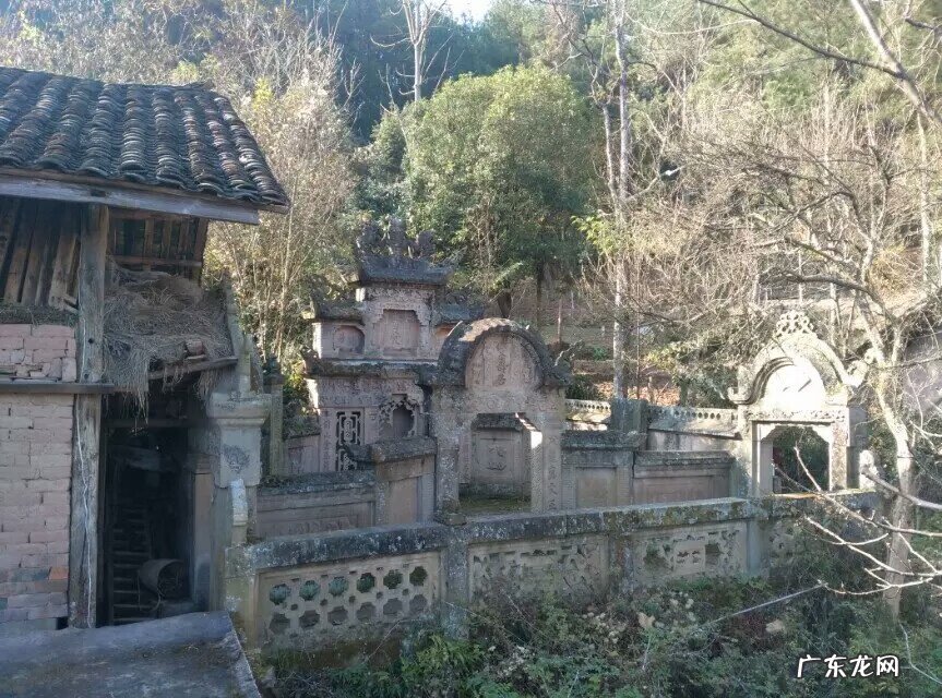 同居女孩是只鬼 土家族鬼同屋风水