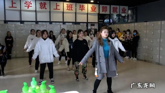 哪个学校培训美容美发 学美容美发到哪个培训学校好呢