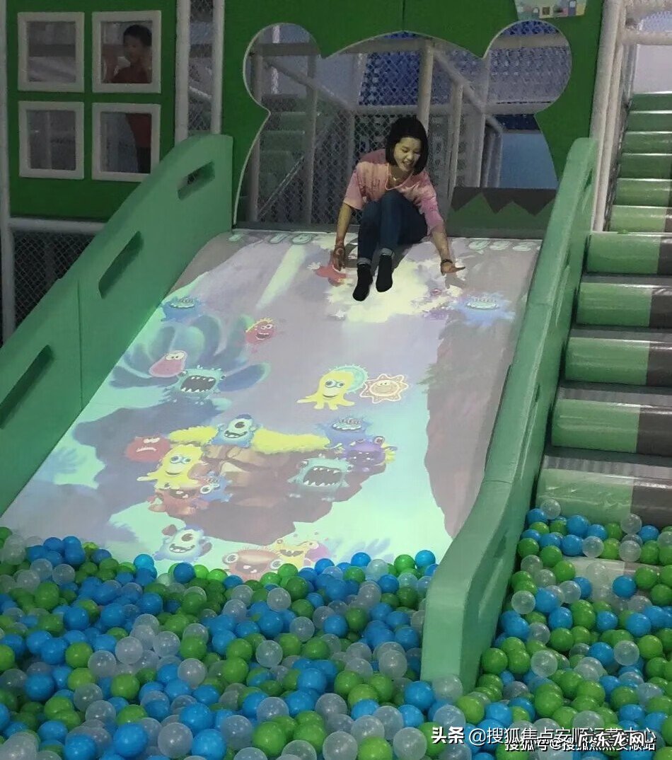 落银城发展攻略 落银城浴场