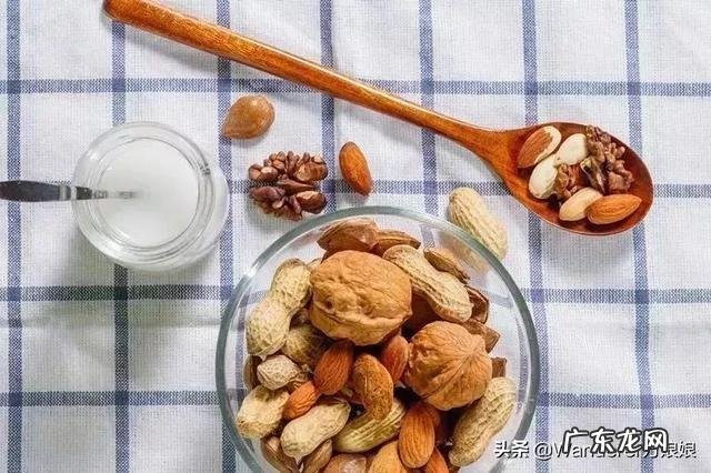 生菜英语单词 生菜的英文怎么讲