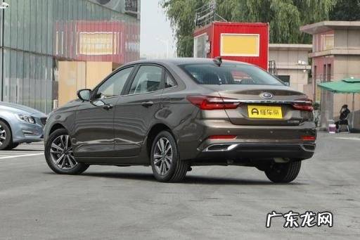 福特福睿斯车怎么样1.5自动挡 长安福特福睿斯尺寸