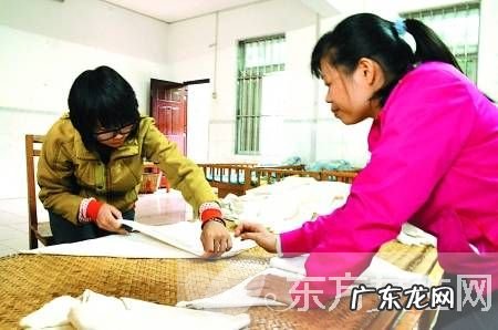 尿布的叠法以及尺寸