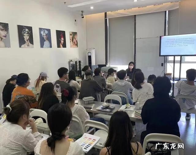 学化妆的学校有哪些 化妆培训好的学校