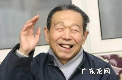 “滑稽戏泰斗”87岁周柏春养生秘诀:3个习惯,福寿双全