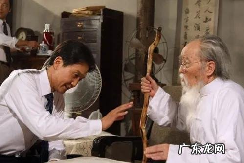 “永远的戏痴”88岁葛存壮养生秘诀:3“乐”相伴,益寿延年