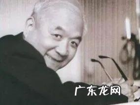 “京派作家第一人”90岁萧乾养生秘诀:8“不”良方,福寿安康