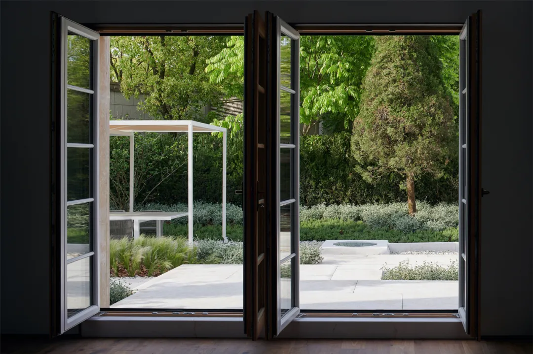 上海小花园民宿 上海民宿花园风水设计