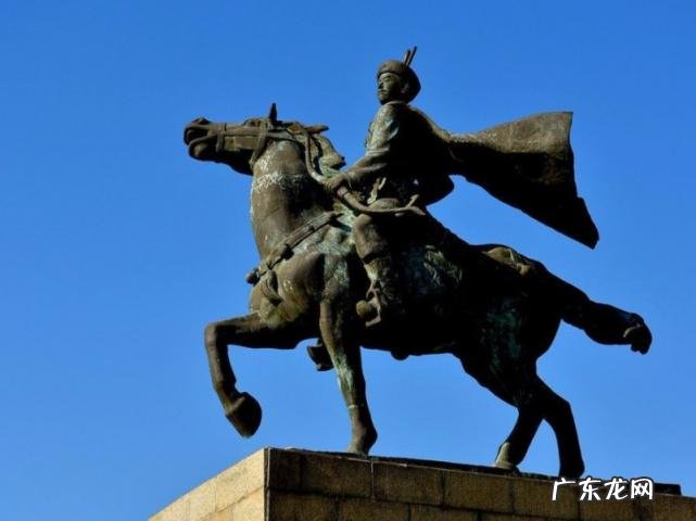 辽国的创立者是谁 辽是由什么族建立的