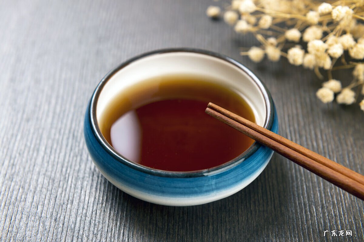 醋泡黑豆治白发怎么做 醋泡黑豆治脱发白头