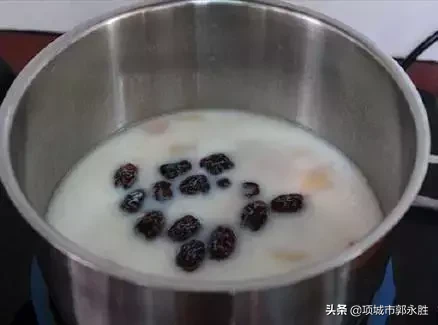 木瓜怎么吃丰胸效果好 木瓜怎么吃丰胸?