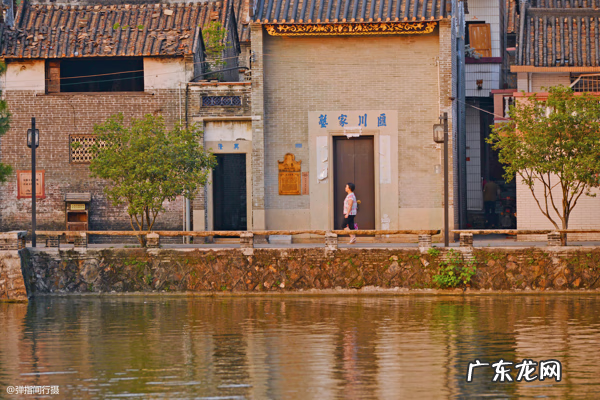 9个客厅招财的风水布局 广东佛山风水