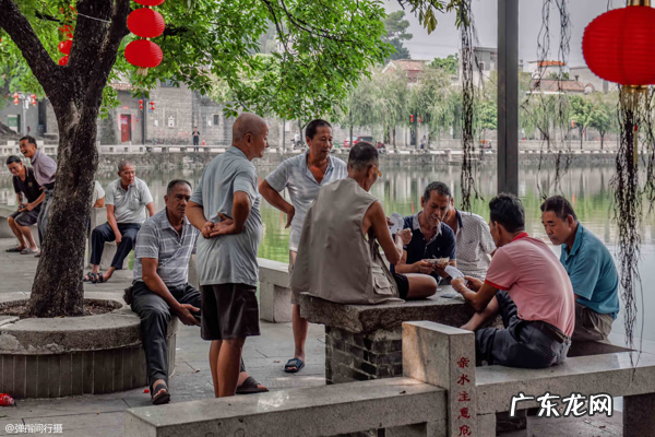 9个客厅招财的风水布局 广东佛山风水