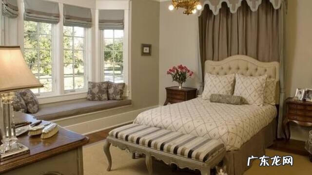 宝剑怎么放风水好 卧室里放宝剑的风水