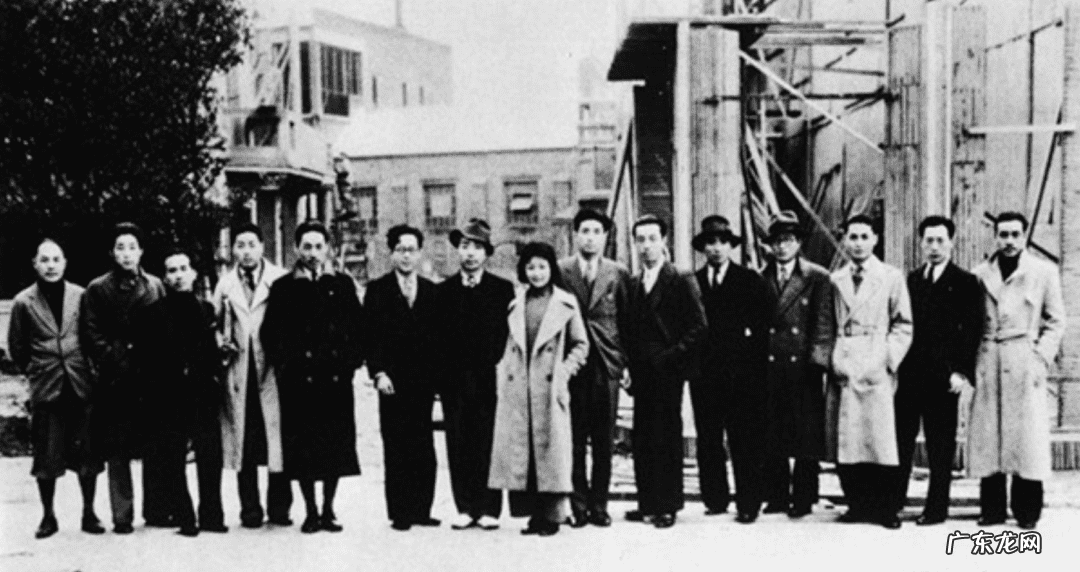 电影《马路天使》 马路天使