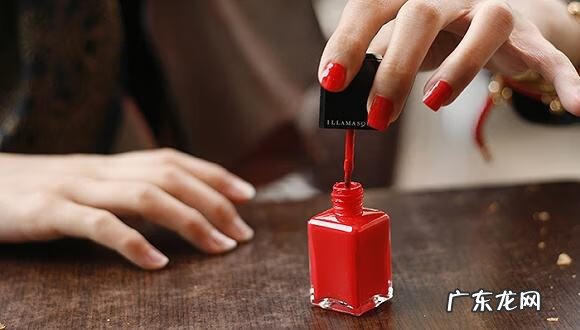 指甲油有点干了怎么办 指甲油干了怎么办?