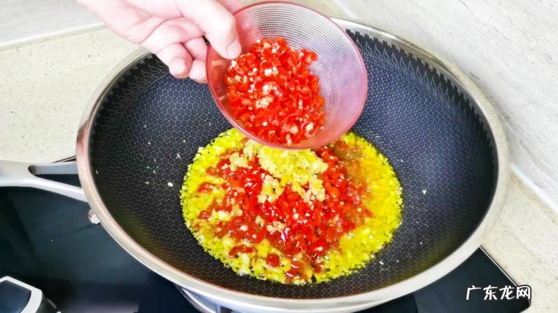 剁椒鱼头做法视频 剁椒鱼头的做法 最正宗的做法窍门