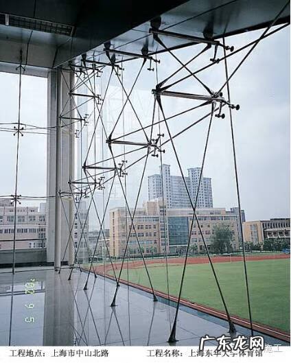 阳台需要贴踢脚线吗 玻璃幕墙有踢脚线吗