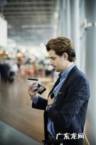 男生胖脸合适什么发型图片,男的胖脸适合什么发型