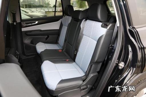 30万左右suv排名前十位的车 动力足性价比高的轿车