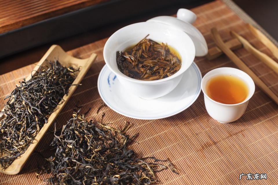 生茶和熟茶的区别功效 大益生茶好还是熟茶好