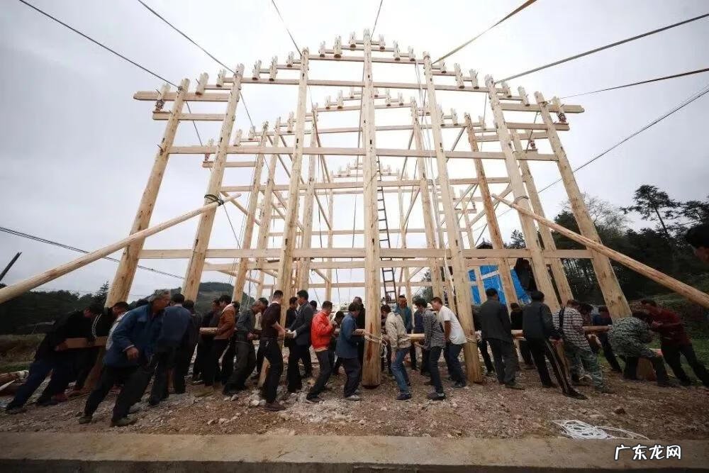 风水砂尖葬坟 坟上葬坟好吗