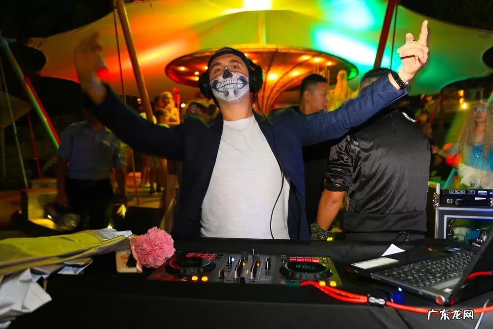 企鹅快餐游戏 企鹅餐厅游戏1