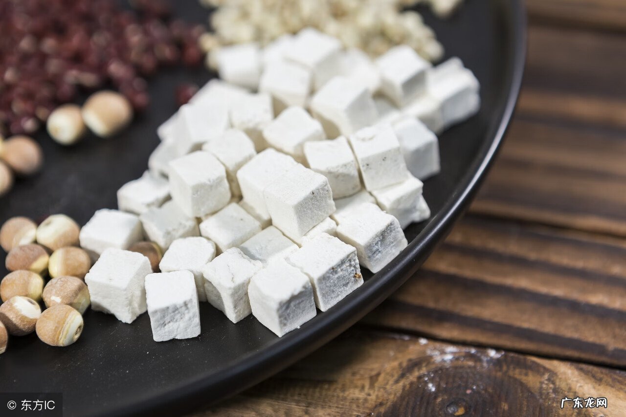 白茯 白茯苓的作用和功效