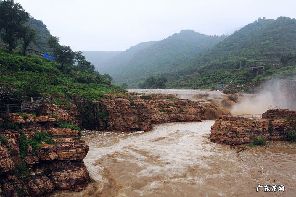 风水先生看风水传说故事 水渠是哪里