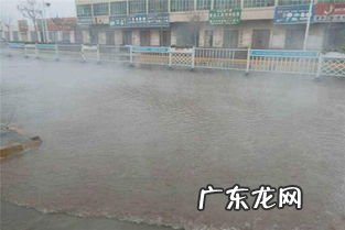 梦见发大水一直在逃跑 梦见发大水了是什么征兆女人怀孕