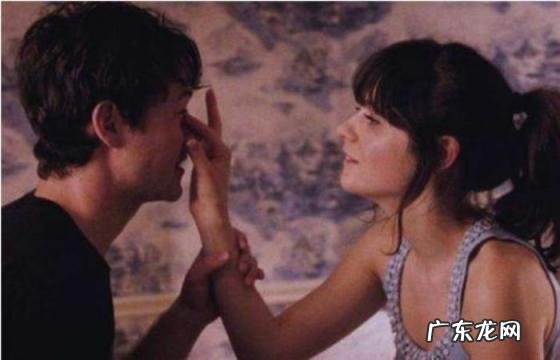 男朋友吃醋了怎么哄隔着屏幕 男人吃醋的四个表现有哪些