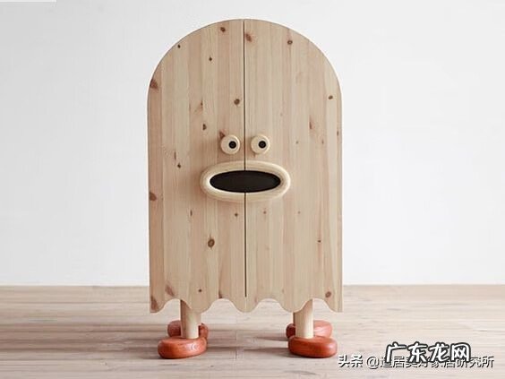 沙发墙上挂鹿有什么寓意 沙发垫上有鹿的图案好吗