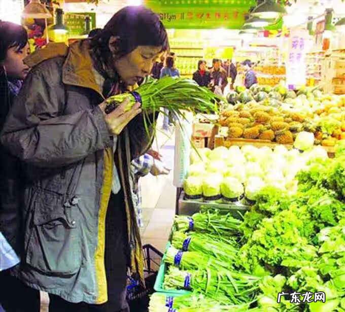 韭菜粗壮是毒韭菜吗 毒韭菜是怎么回事