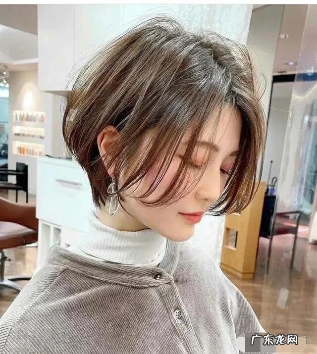 圆脸短发发型图片