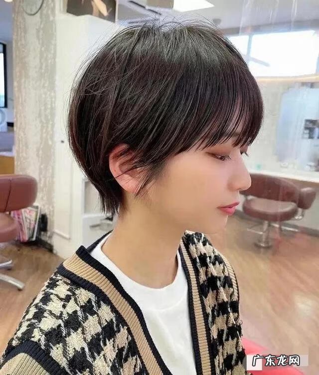 圆脸短发发型图片