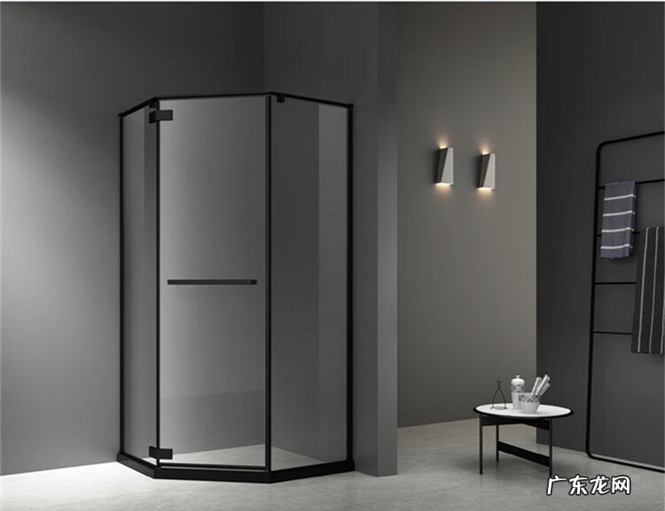 玄关柜风水 墙角钻石柜