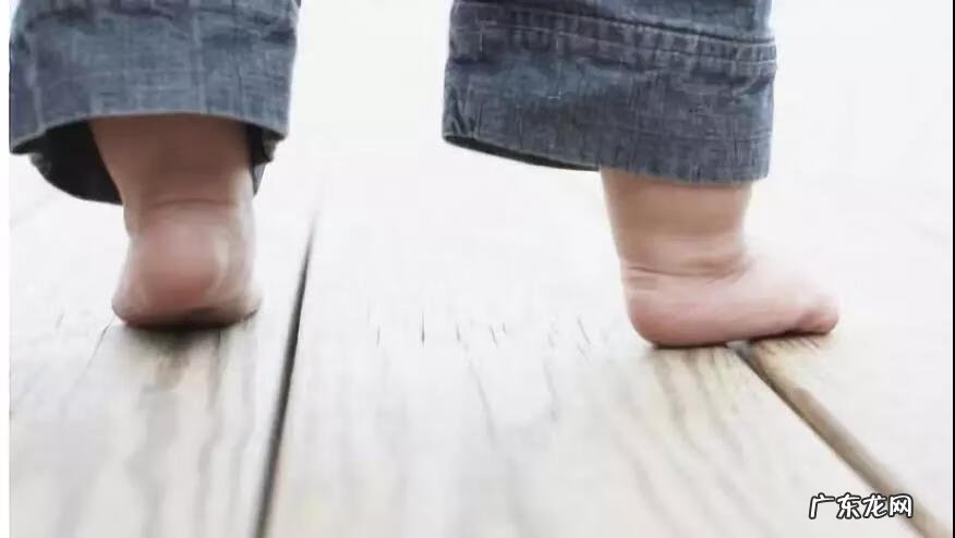 扁平足是什么样 什么是扁平足?