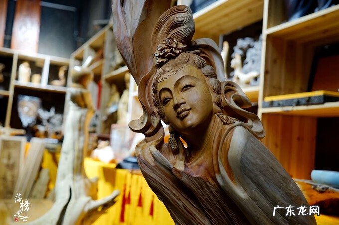 装修背靠金山图片 背靠金山的风水