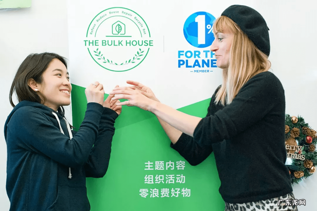 床头放植物的风水禁忌 卫生巾放床头是啥意思