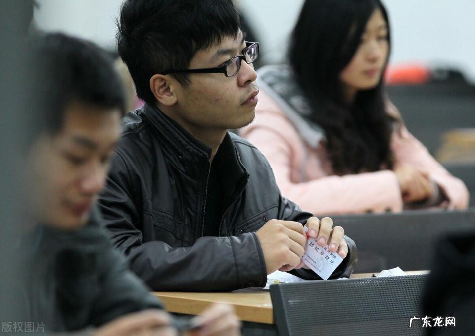 试卷题型题量分析 公务员笔试考试考些什么内容行测分那几课