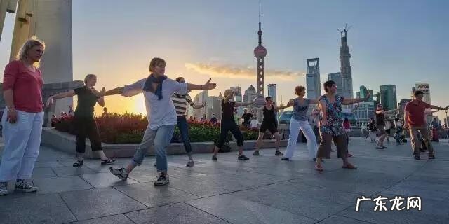 外国人的表示英语 外国人英语怎么说