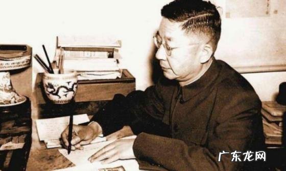 老舍为什么投湖,谁之过 老舍投湖前的一句话 悲剧