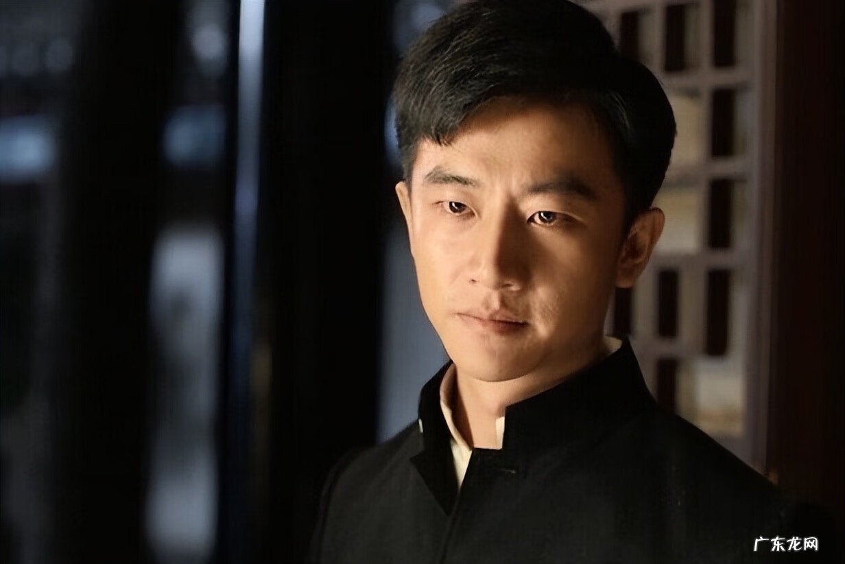 新红楼梦香港版的 新红楼梦