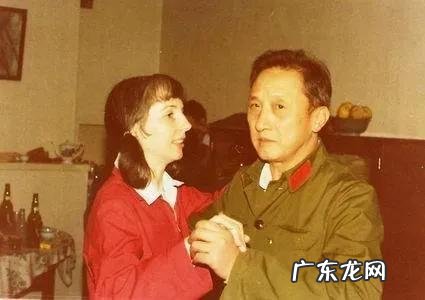 “春秋童子”90岁黄宗江养生秘诀:3个“开心”,健康之根