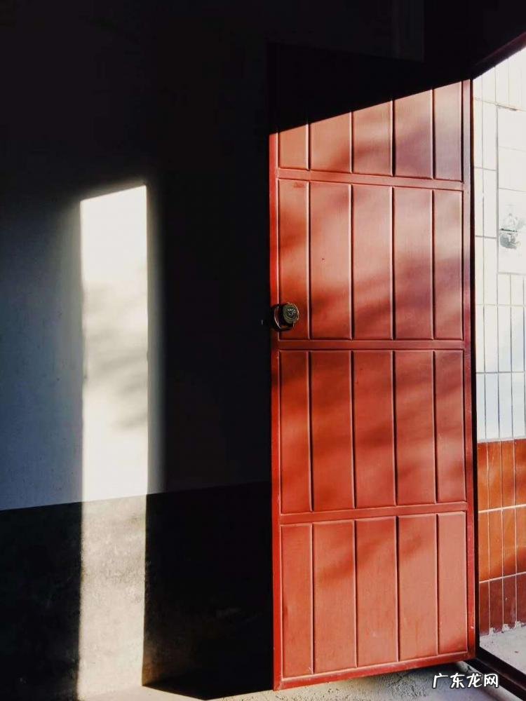 《村居》的诗意 村居的诗意详解怎么写