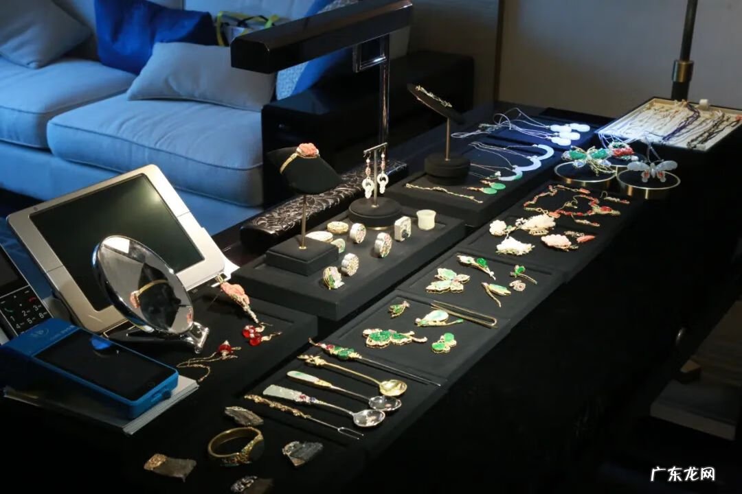 反向关系 反空间