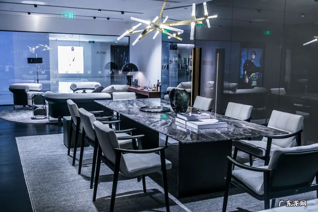 反向关系 反空间