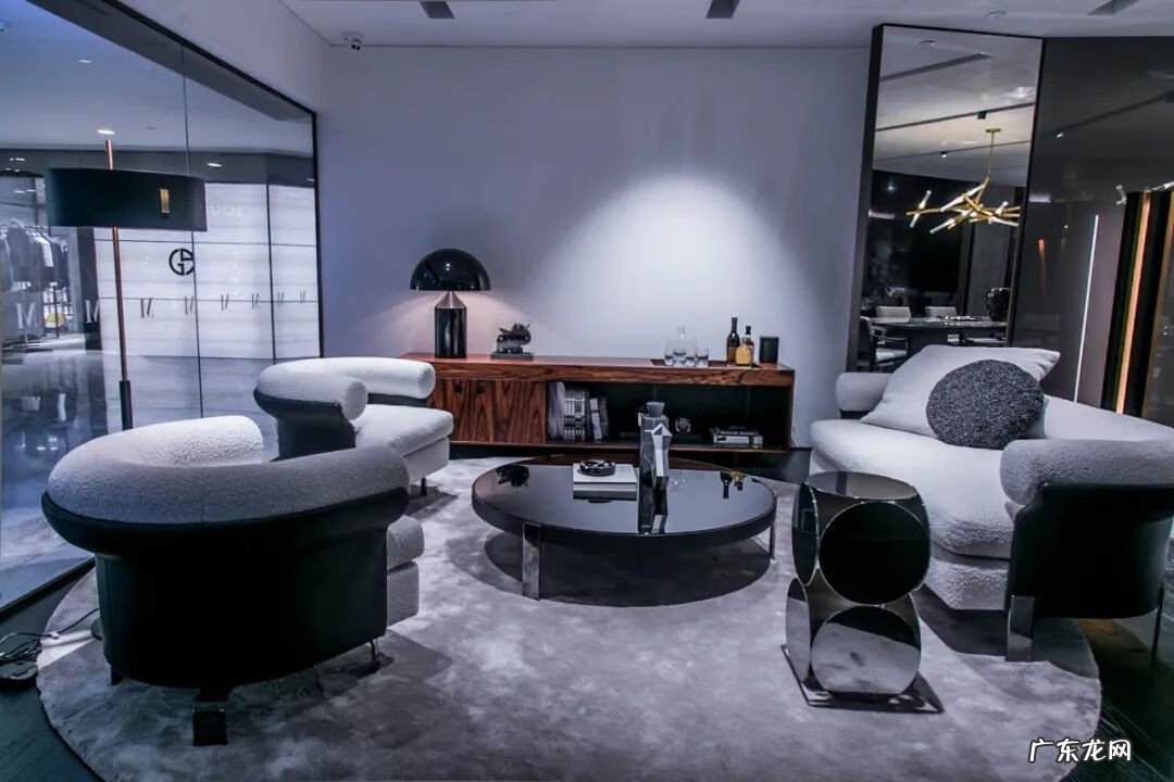 反向关系 反空间