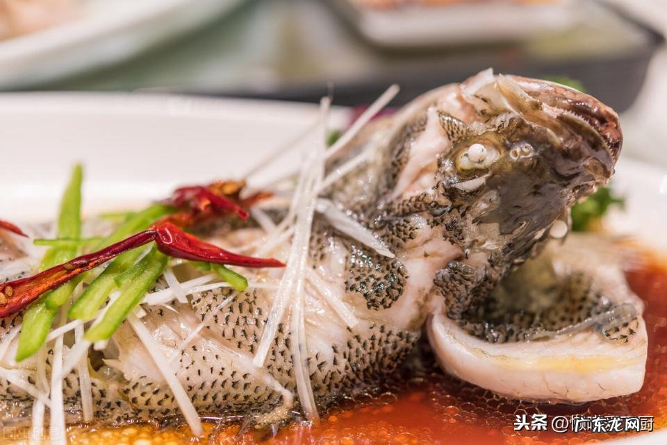清蒸鱼怎样做好吃 需要多长时间才能熟 蒸鱼几分钟最好